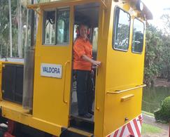 Unscheduled train ride in Bundaberg Botanica lGardens